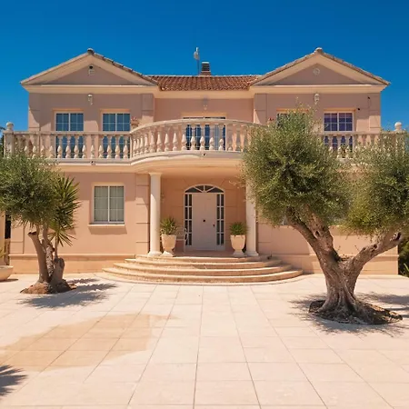 Costa Dorada - Pool Bbq 5min Villa